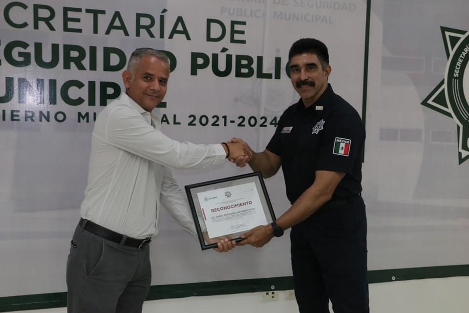 IMPARTEN TALLER ENFOCADO EN LA SOLUCIÓN DE CONFLICTOS A CORPORACIÓN POLICIAL DE&nbsp;CAJEME