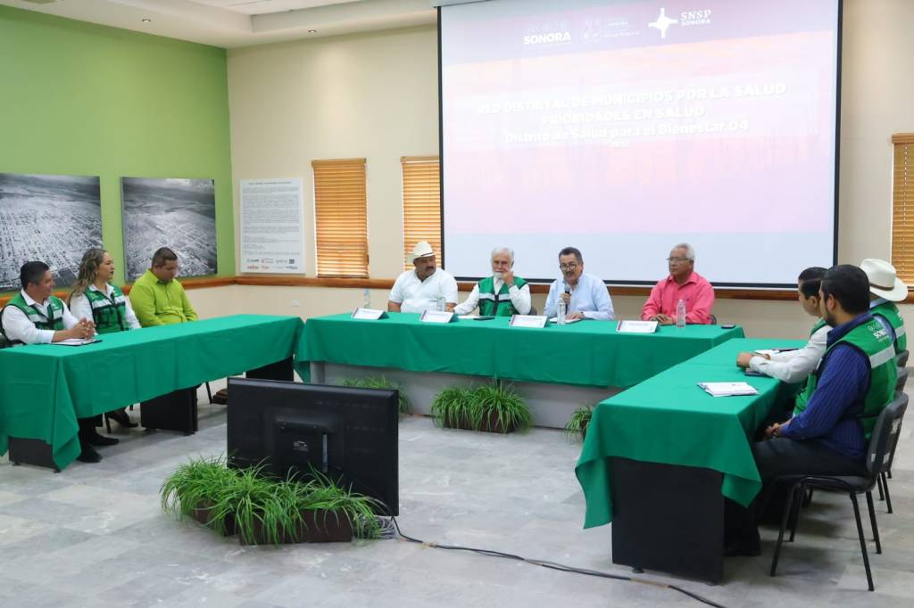 EXPONE JAVIER LAMARQUE ESTRATEGIAS DE SOLUCIÓN A PRIORIDADES DE SALUD EN LOS MUNICIPIOS DEL SUR DE SONORA