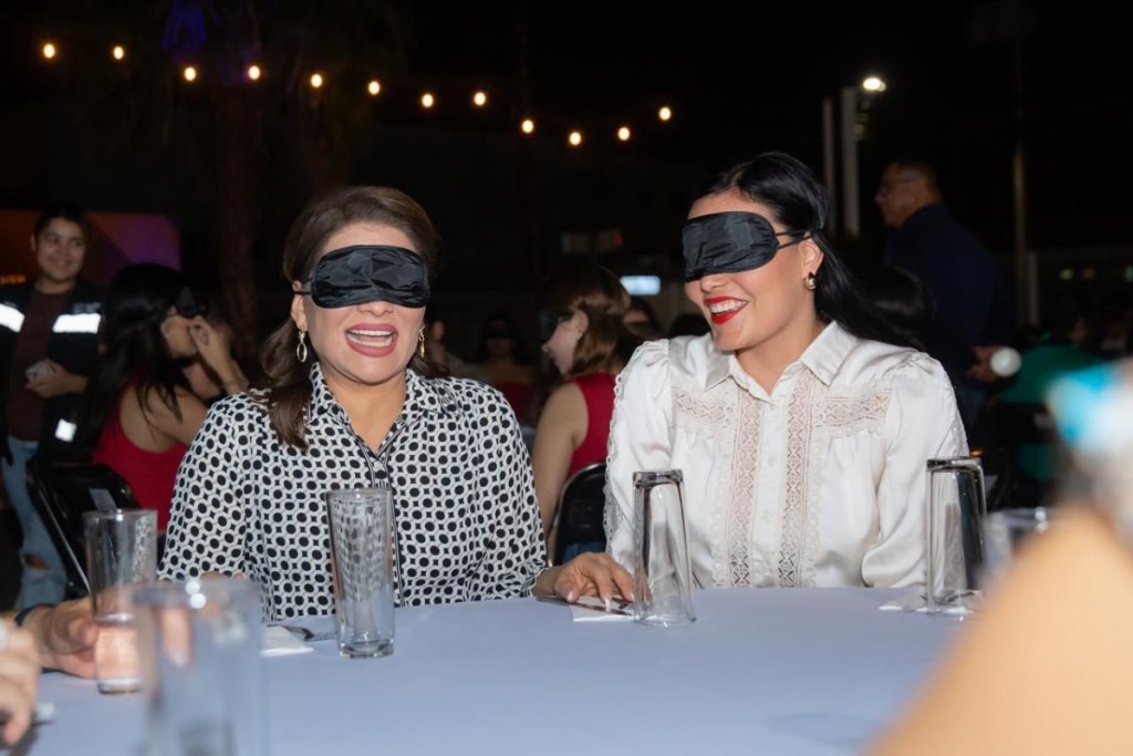 Realiza Gobierno de Sonora “Cena a Ciegas” para sensibilizar sobre la discapacidad&nbsp;visual