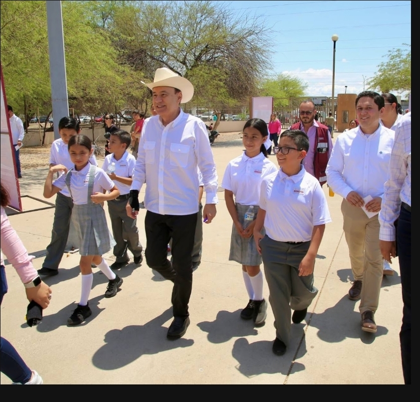 Gobernador Durazo logra disminuir deserción escolar con histórico programa de Becas Sonora de&nbsp;Oportunidades