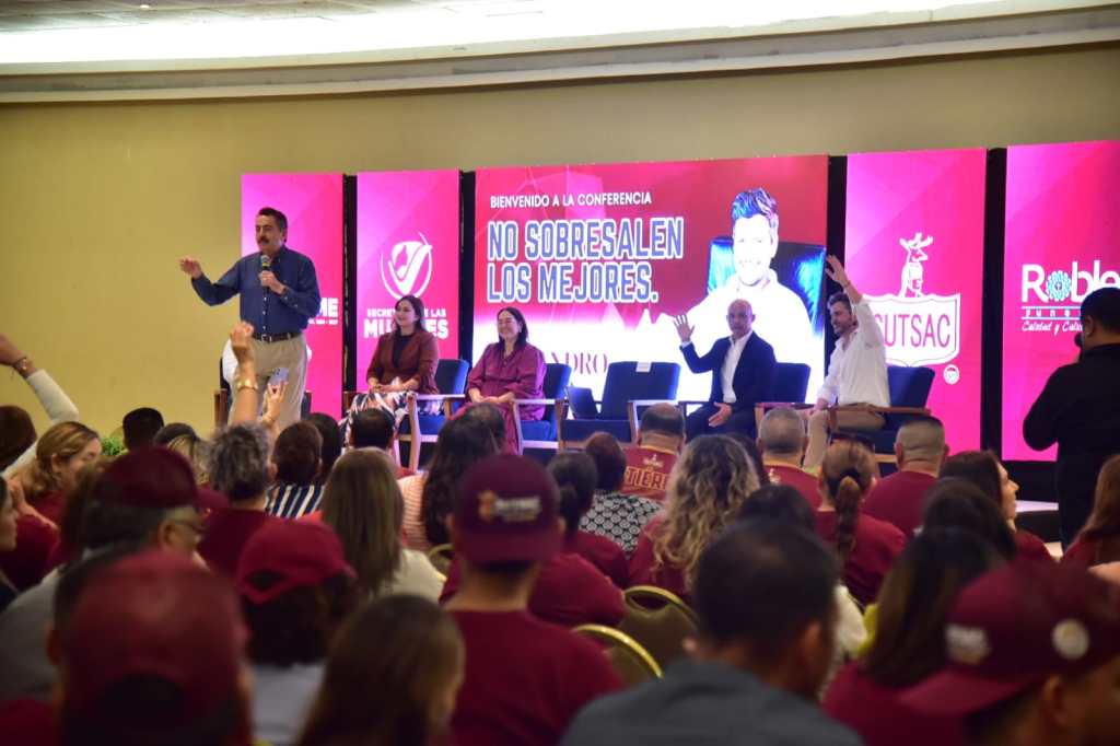 PRESIDE JAVIER LAMARQUE CONFERENCIA “MENTES A LA&nbsp;CARTA”