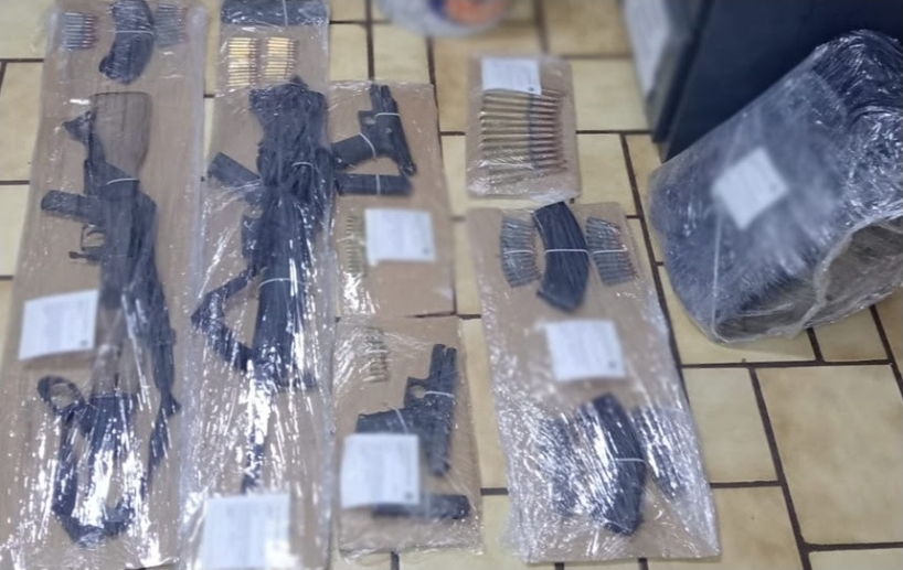 Incauta Policía Estatal y Semar cuatro armas de fuego en operativo por&nbsp;Maytorena