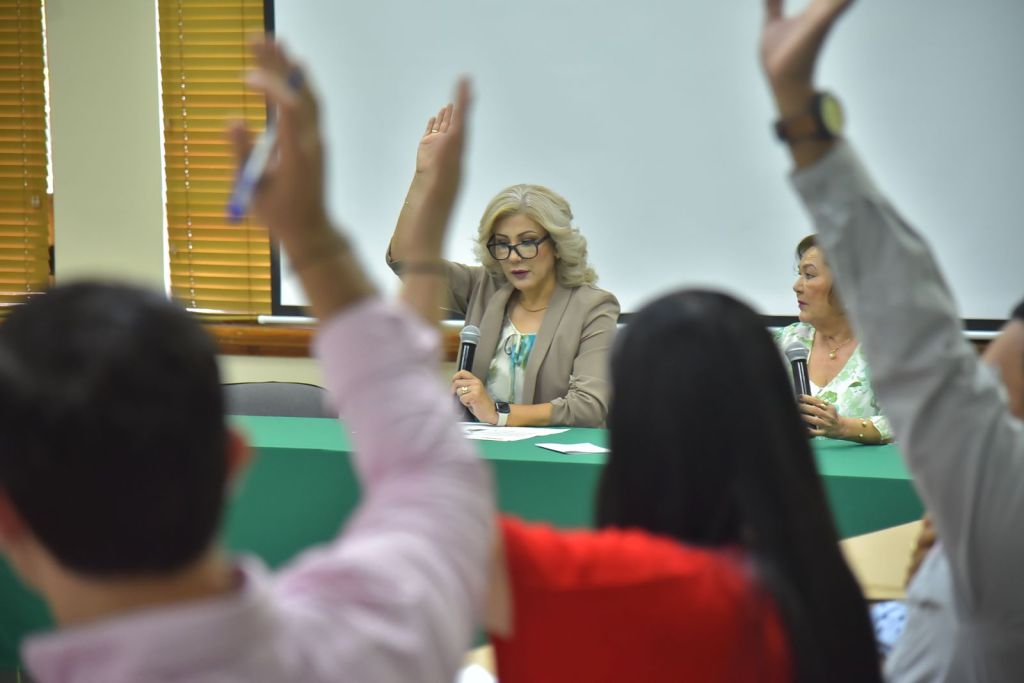AUTORIZA CABILDO REINCORPORACIÓN DE JOSEFINA LEYVA GONZÁLEZ AL CARGO DE SÍNDICO MUNICIPAL