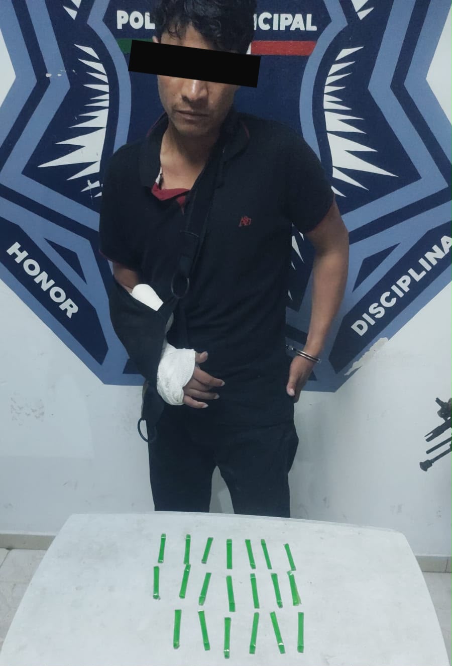 DETIENEN SSPM Y MARINA A HOMBRE CON DROGA EN LA VILLAS DEL TRIGO